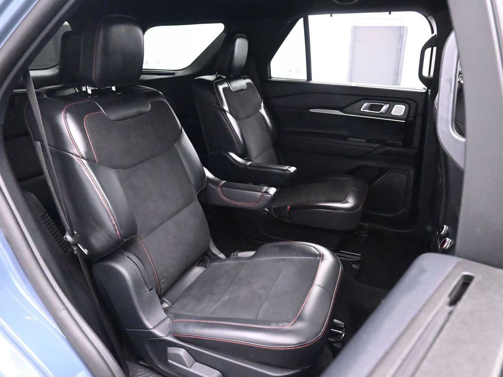 Used 2025 Ford Explorer ST image 20