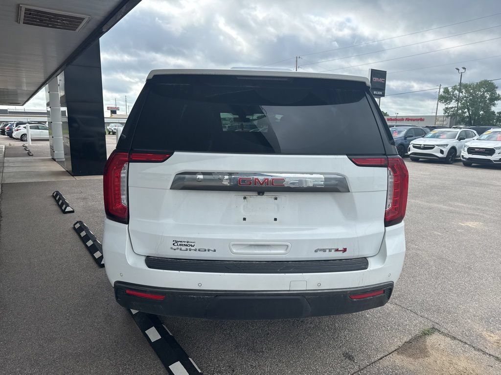 Used 2021 GMC Yukon XL AT4 w/ AT4 Premium Package AWD/4WD image 4