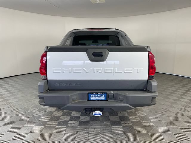 Used 2002 Chevrolet Avalanche 4x4 w/ Off-Road Suspension Pkg image 16