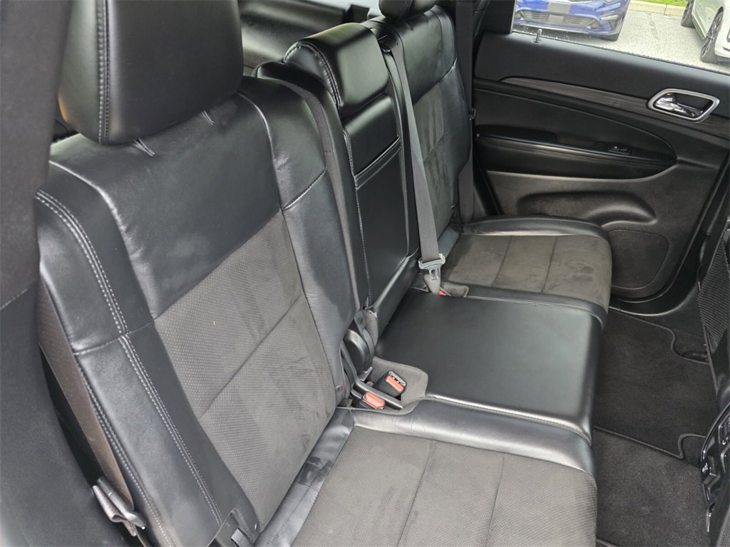 Used 2019 Jeep Grand Cherokee Altitude image 32