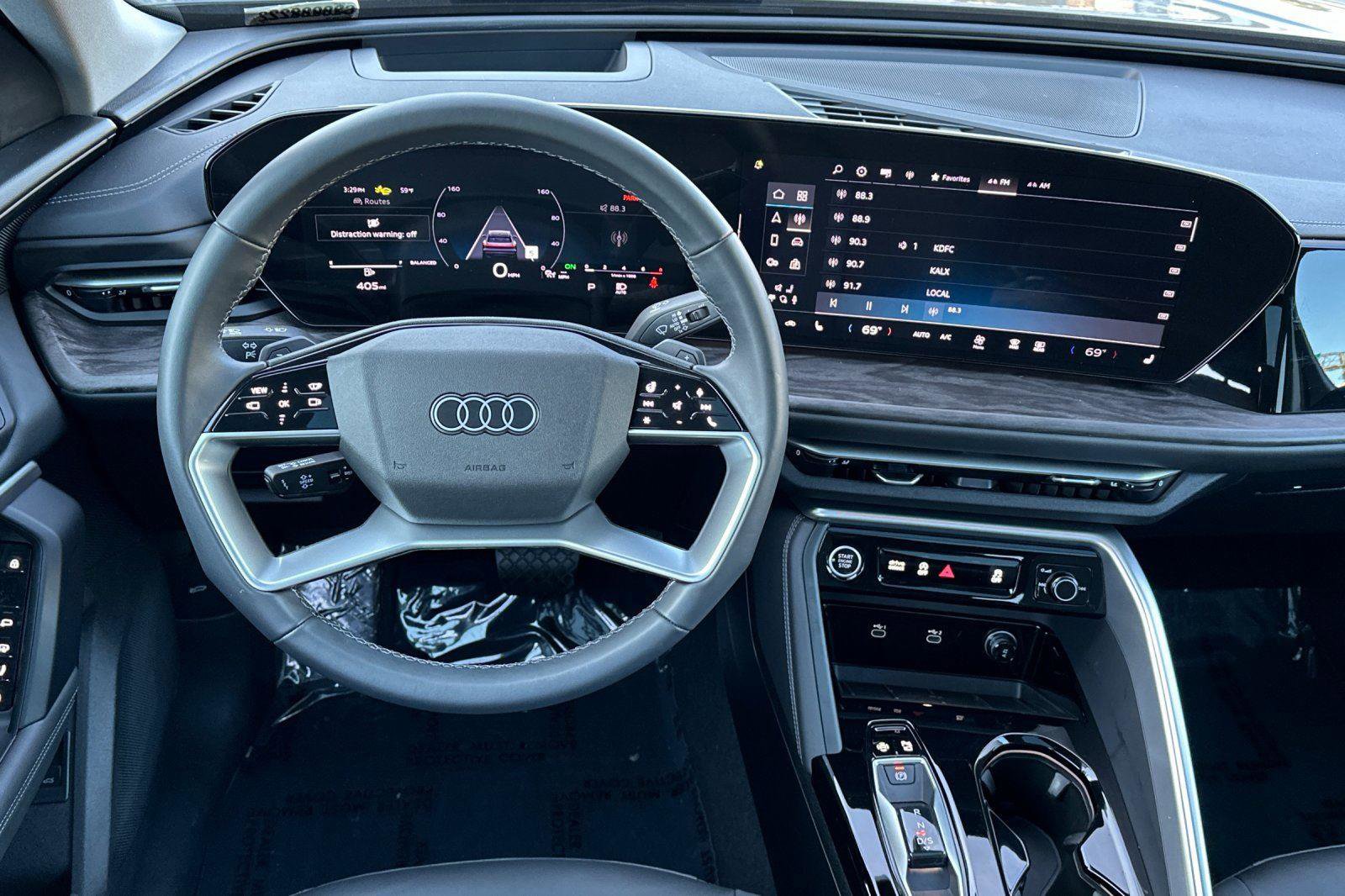 Certified 2025 Audi Q5 Premium Plus w/ Premium Plus image 14