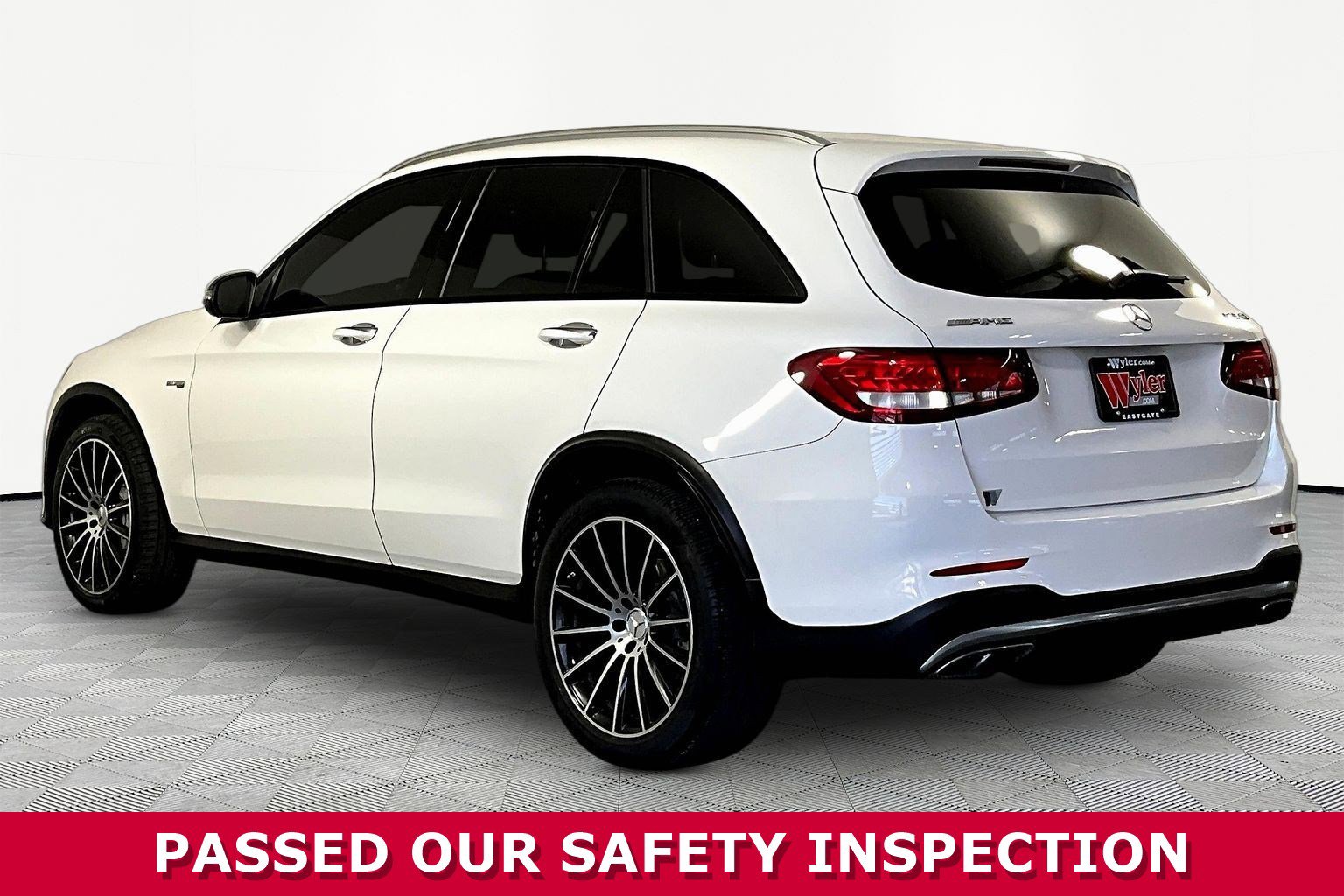 Used 2017 Mercedes-Benz GLC 43 AMG 4MATIC image 4