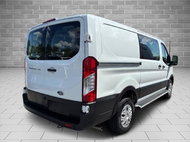 Certified 2025 Ford Transit 250 Low Roof RWD image 5