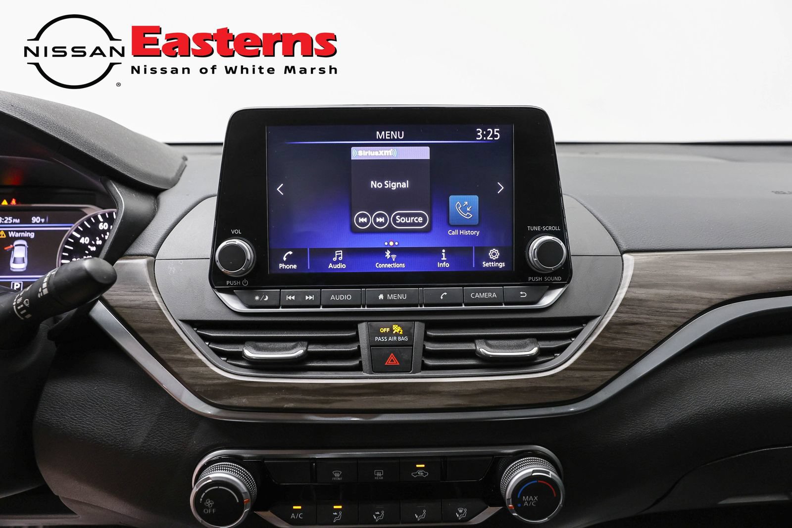 Used 2023 Nissan Altima 2.5 SV AWD/4WD image 12