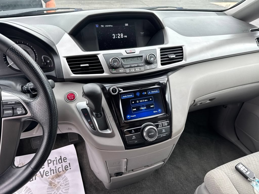 Used 2016 Honda Odyssey EX image 17