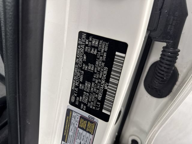 Used 2021 Kia Seltos S FWD image 39