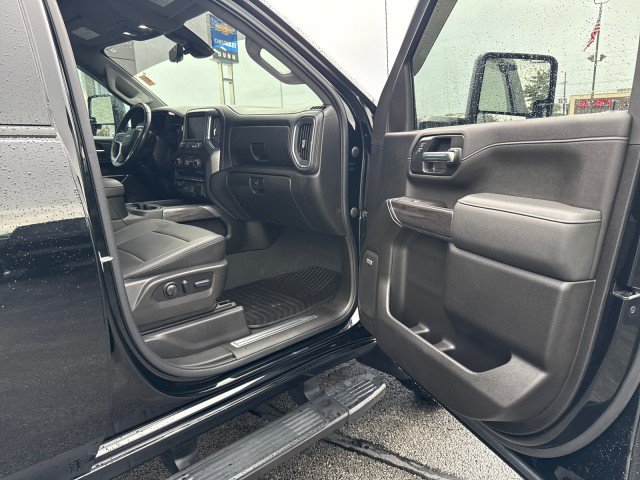 Used 2022 Chevrolet Silverado 3500 LTZ w/ LTZ Plus Package AWD/4WD image 30