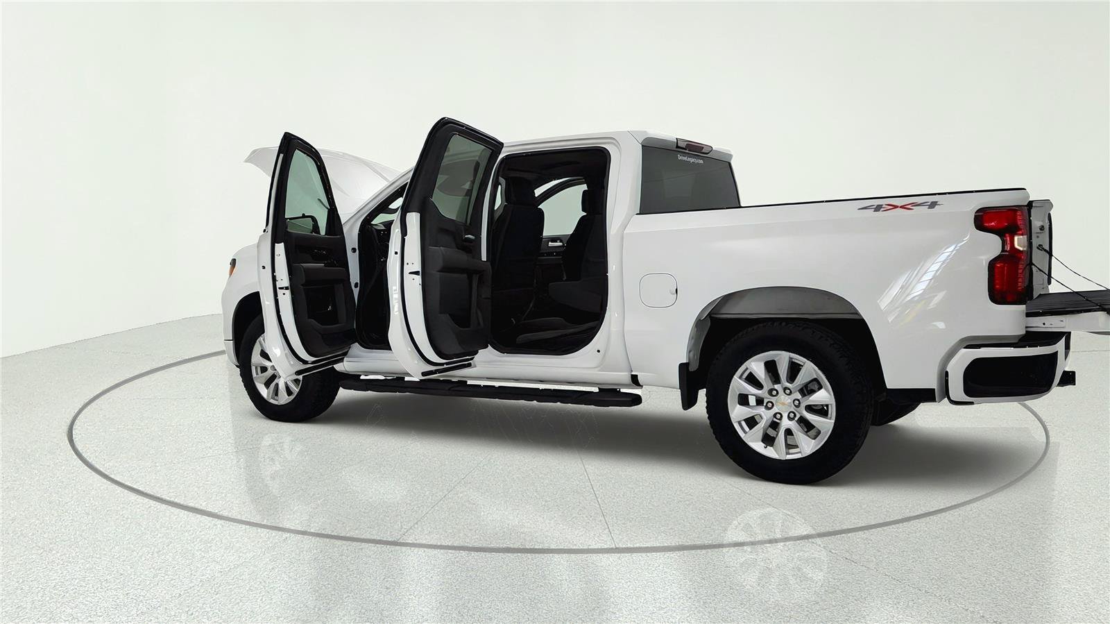 Used 2026 Chevrolet Silverado 1500 Custom AWD/4WD image 12