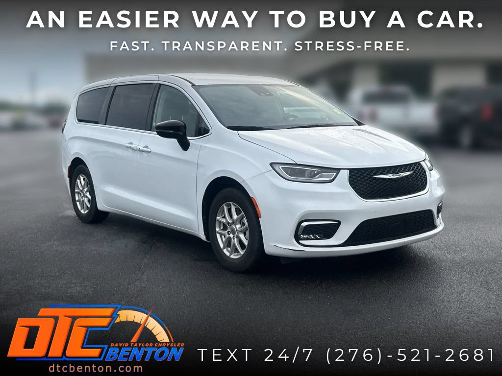 Used 2024 Chrysler Pacifica Touring-L