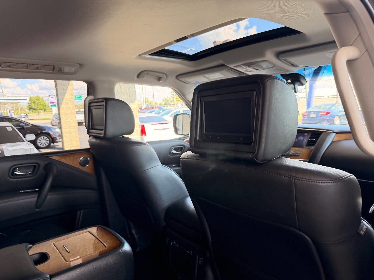 Used 2012 INFINITI QX56 4WD w/ Theater Pkg image 31