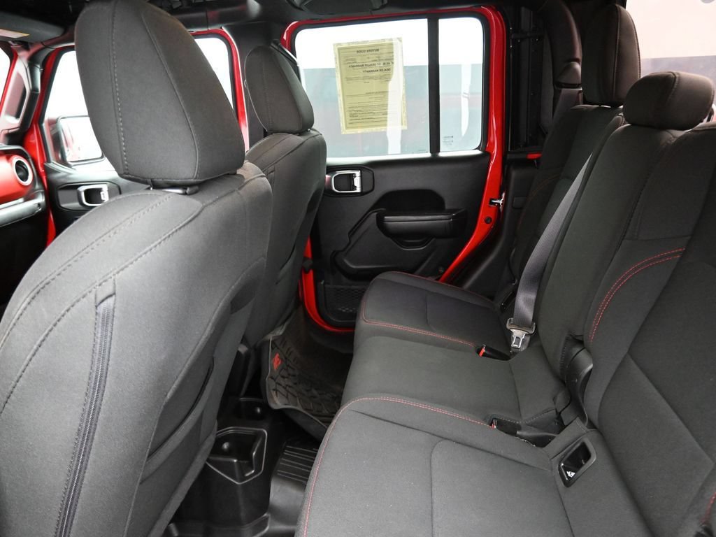 Used 2023 Jeep Gladiator Rubicon AWD/4WD image 14