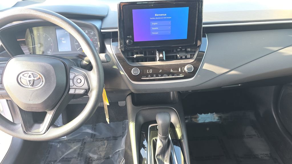 Used 2023 Toyota Corolla LE image 23