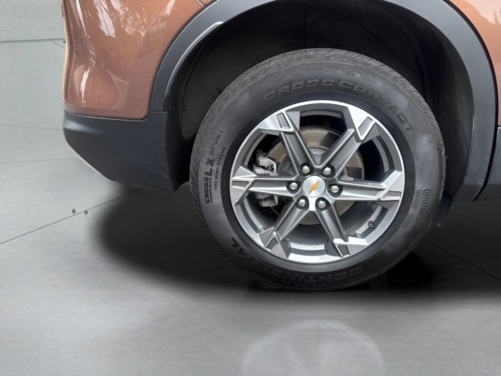 Used 2024 Chevrolet Blazer LT FWD image 15