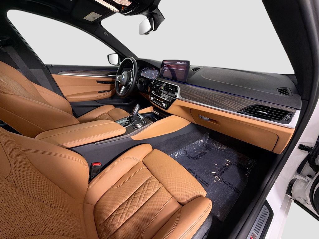 Used 2022 BMW 530i w/ M Sport Package RWD image 30