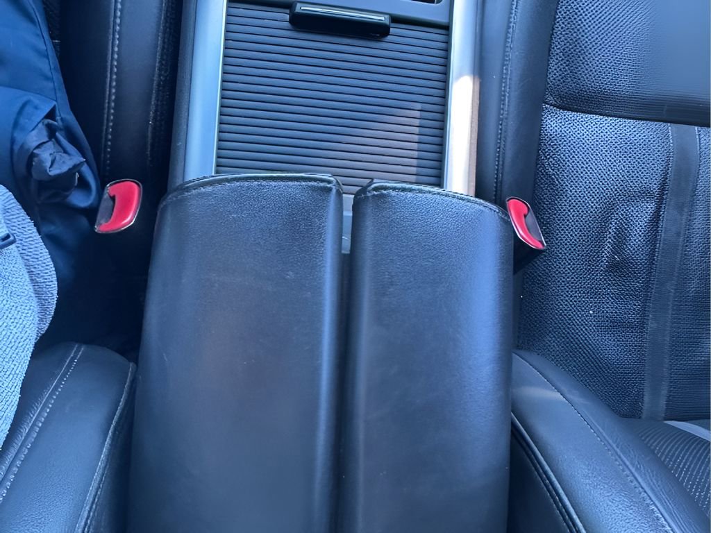 Used 2009 Lincoln MKS AWD image 11