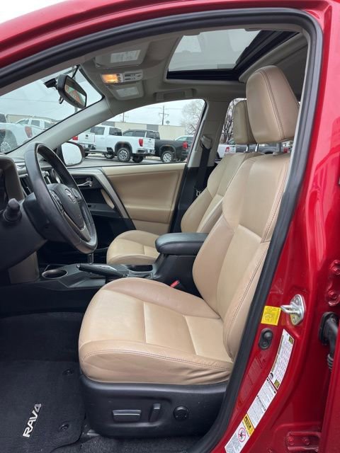 Used 2013 Toyota RAV4 Limited AWD/4WD image 28