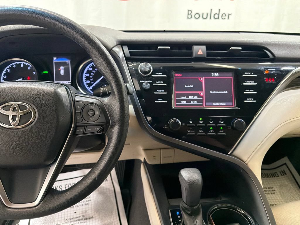 Used 2018 Toyota Camry LE w/ Convenience Package FWD image 25
