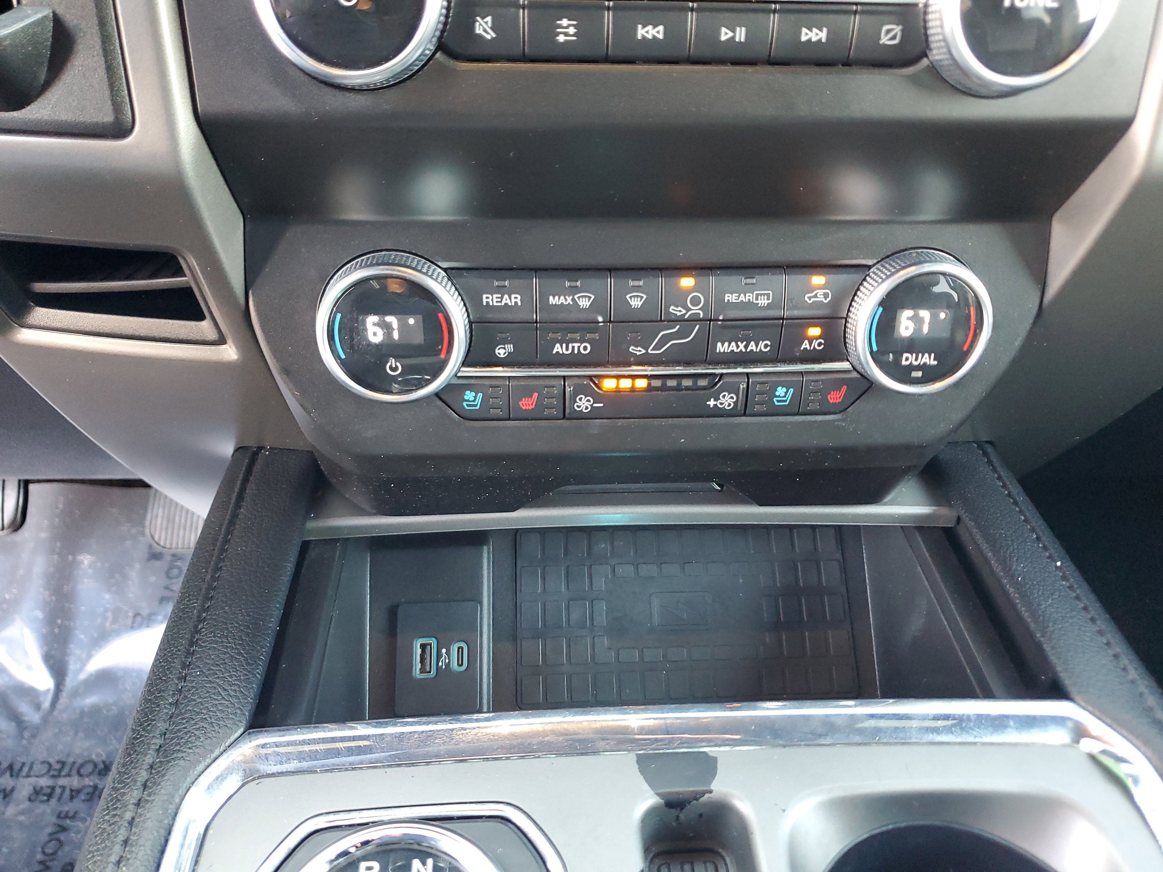 Used 2020 Ford Expedition Max XLT w/ Equipment Group 202A image 26