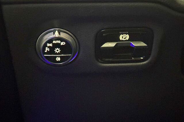 Certified 2023 Mercedes-Benz EQS 450+ 4MATIC SUV image 37