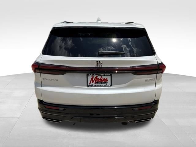 Used 2025 Buick Enclave Sport Touring w/ Power Package FWD image 6