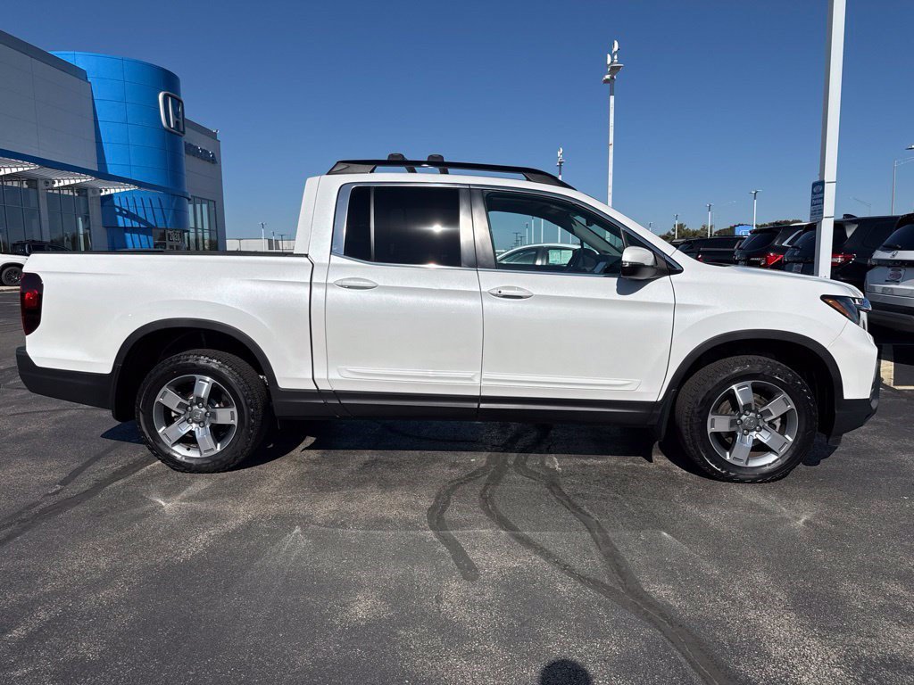 Used 2025 Honda Ridgeline RTL image 4