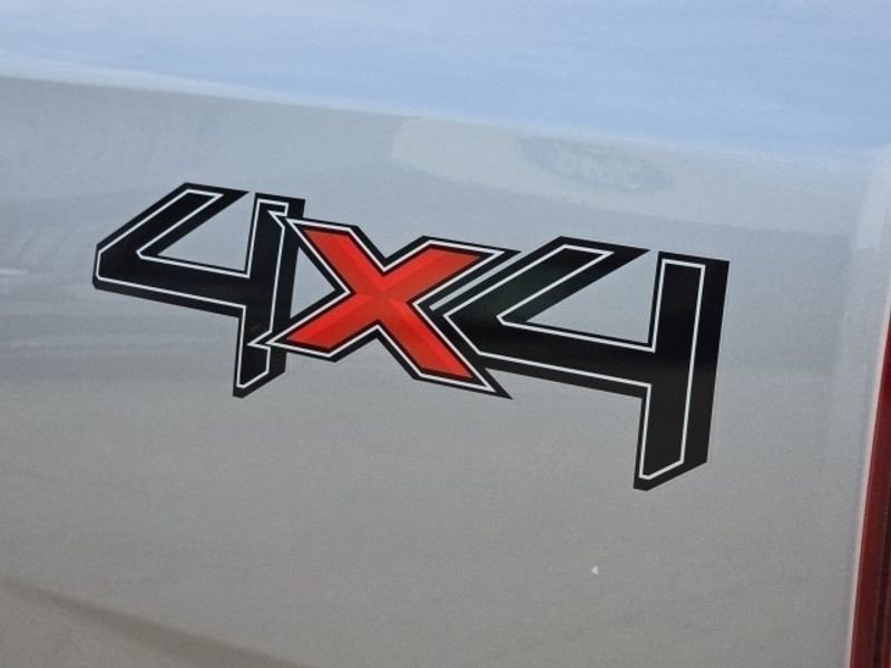 Used 2024 Ford Ranger XL image 9