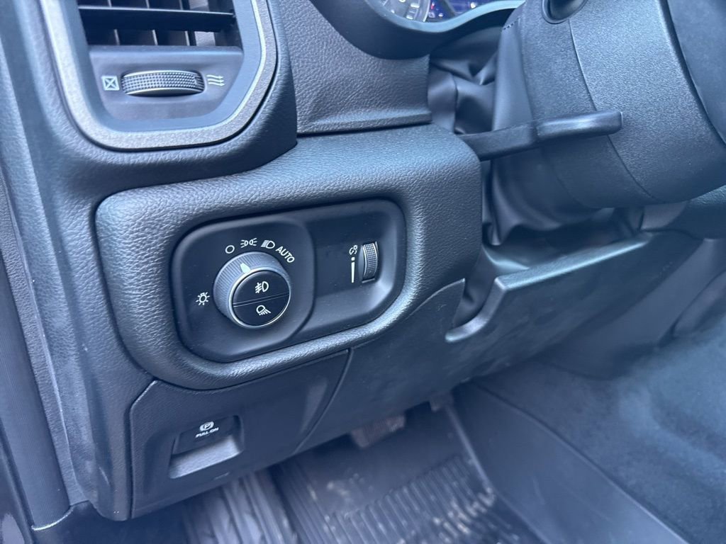 New 2025 RAM 1500 Classic Warlock image 13