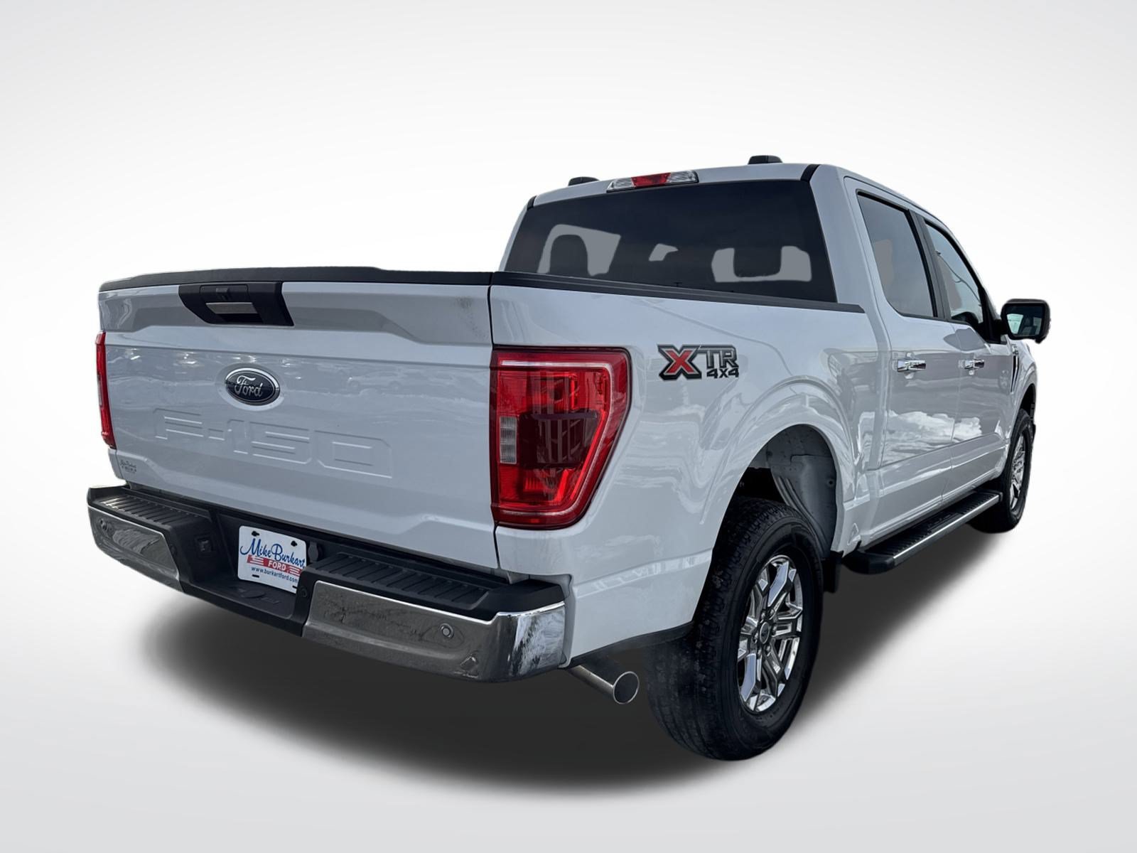 Used 2023 Ford F150 XLT w/ XTR Package AWD/4WD image 11