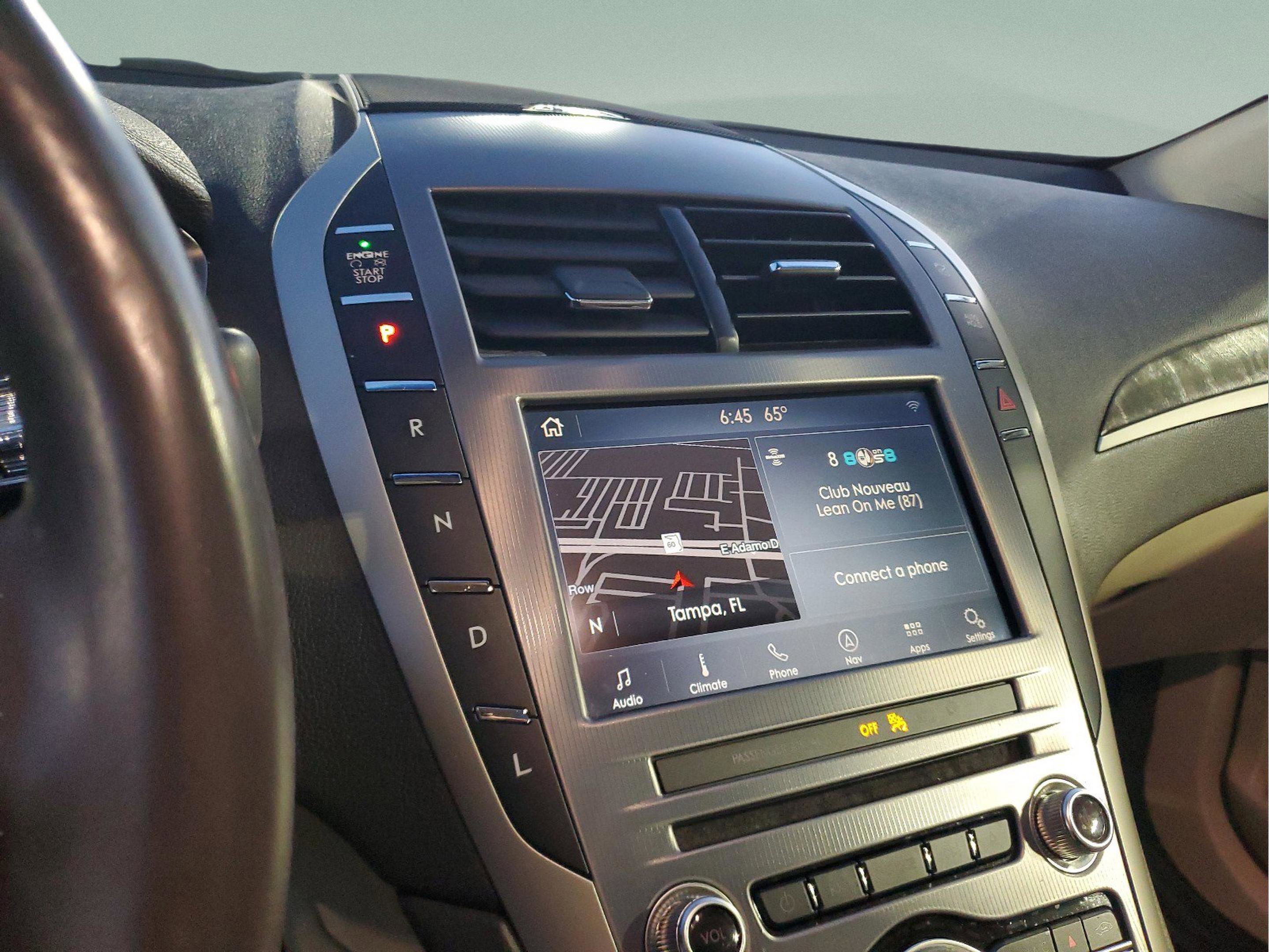 Used 2019 Lincoln MKZ Reserve w/ Reserve Plus Package FWD image 18