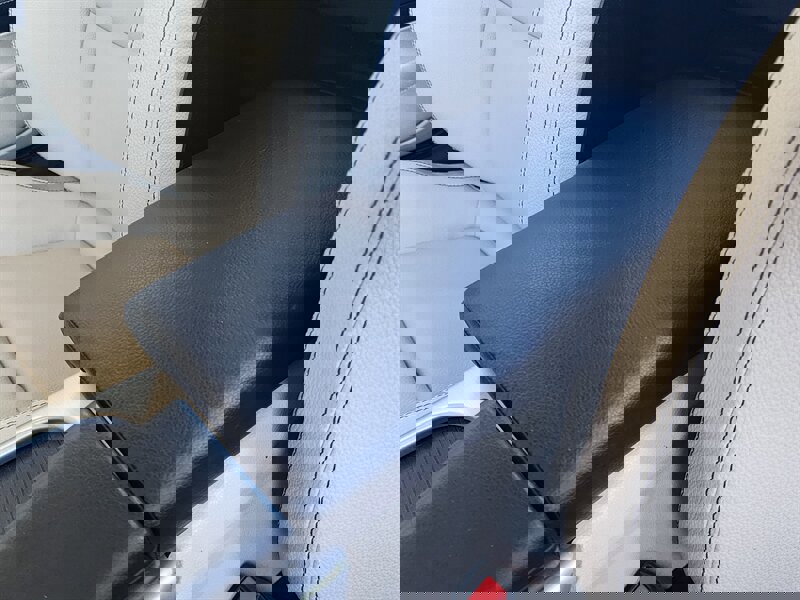 Used 2015 Mercedes-Benz SLK 250 w/ Premium Package image 63