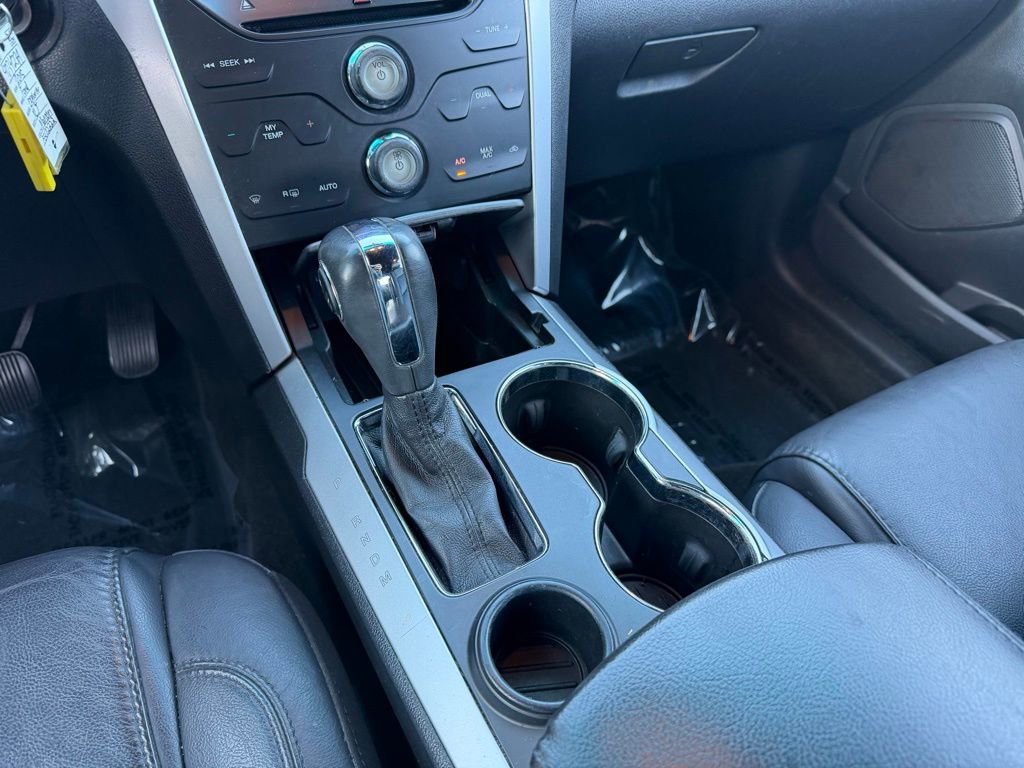 Used 2015 Ford Explorer XLT w/ Equipment Group 202B image 15