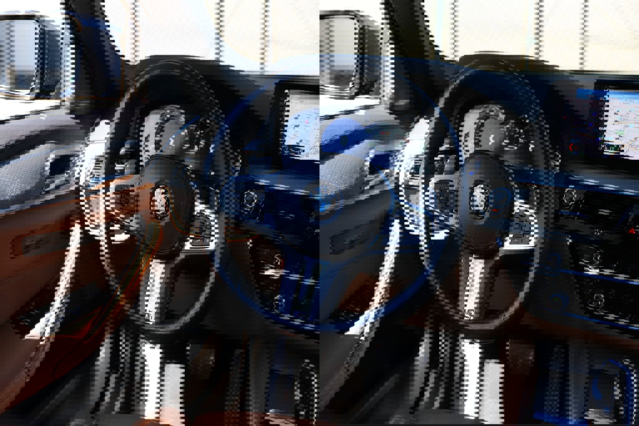 Used 2019 BMW M550i xDrive image 32