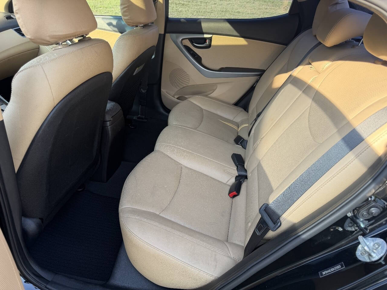 Used 2013 Hyundai Elantra Limited w/ Technology Pkg FWD image 12