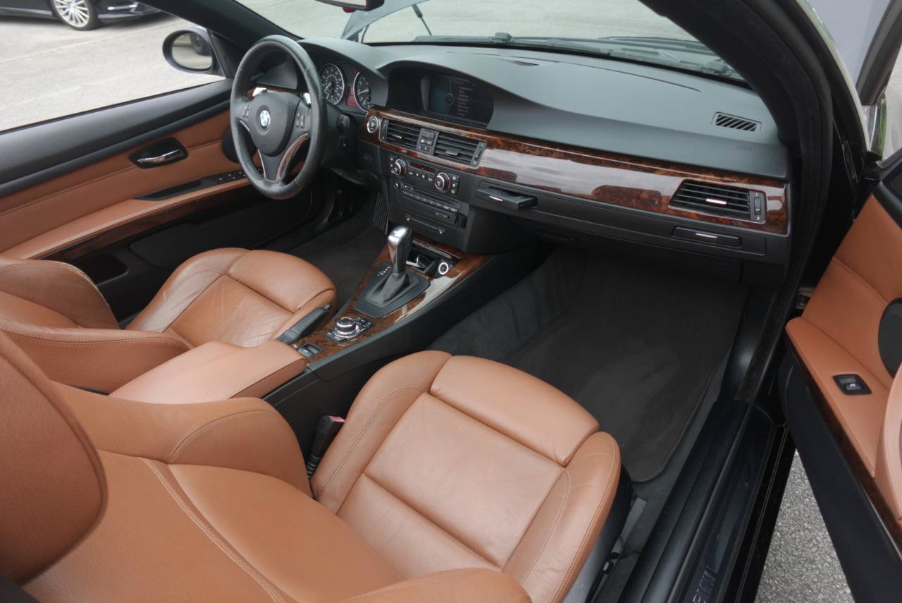 Used 2009 BMW 335i Convertible RWD image 15
