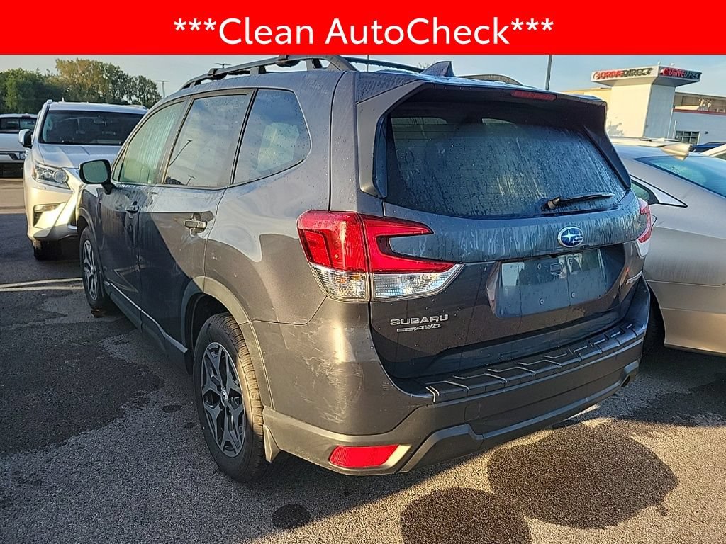 Used 2024 Subaru Forester Premium AWD/4WD image 4