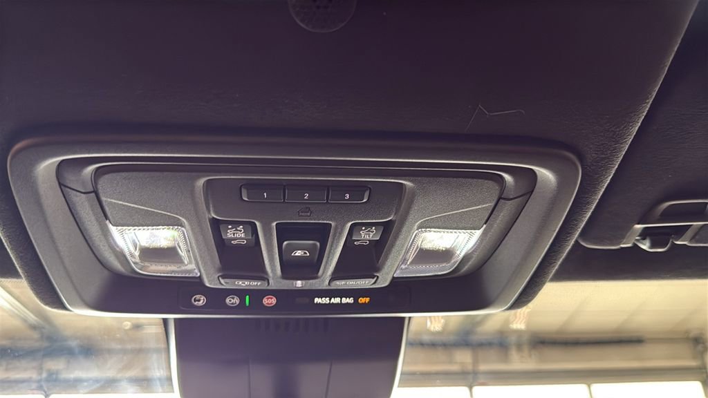 Used 2025 GMC Sierra 1500 Denali Ultimate image 28