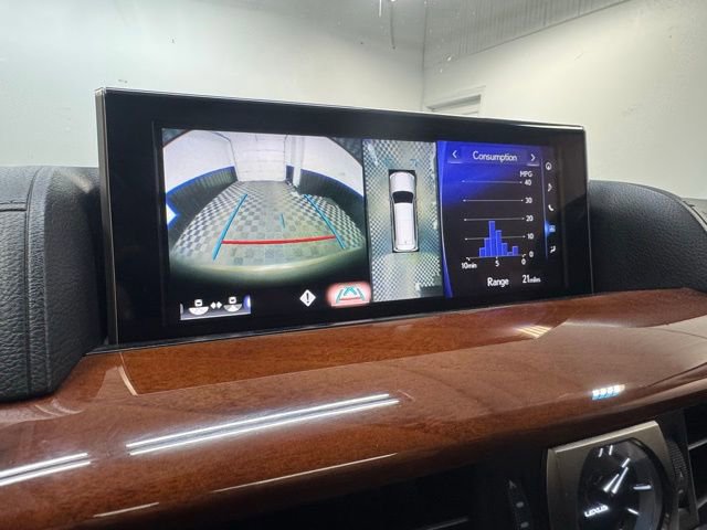Used 2019 Lexus LX 570 4WD w/ Luxury Package image 10