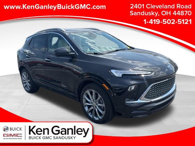 Used 2024 Buick Encore GX Avenir w/ Avenir Convenience Package FWD image 1
