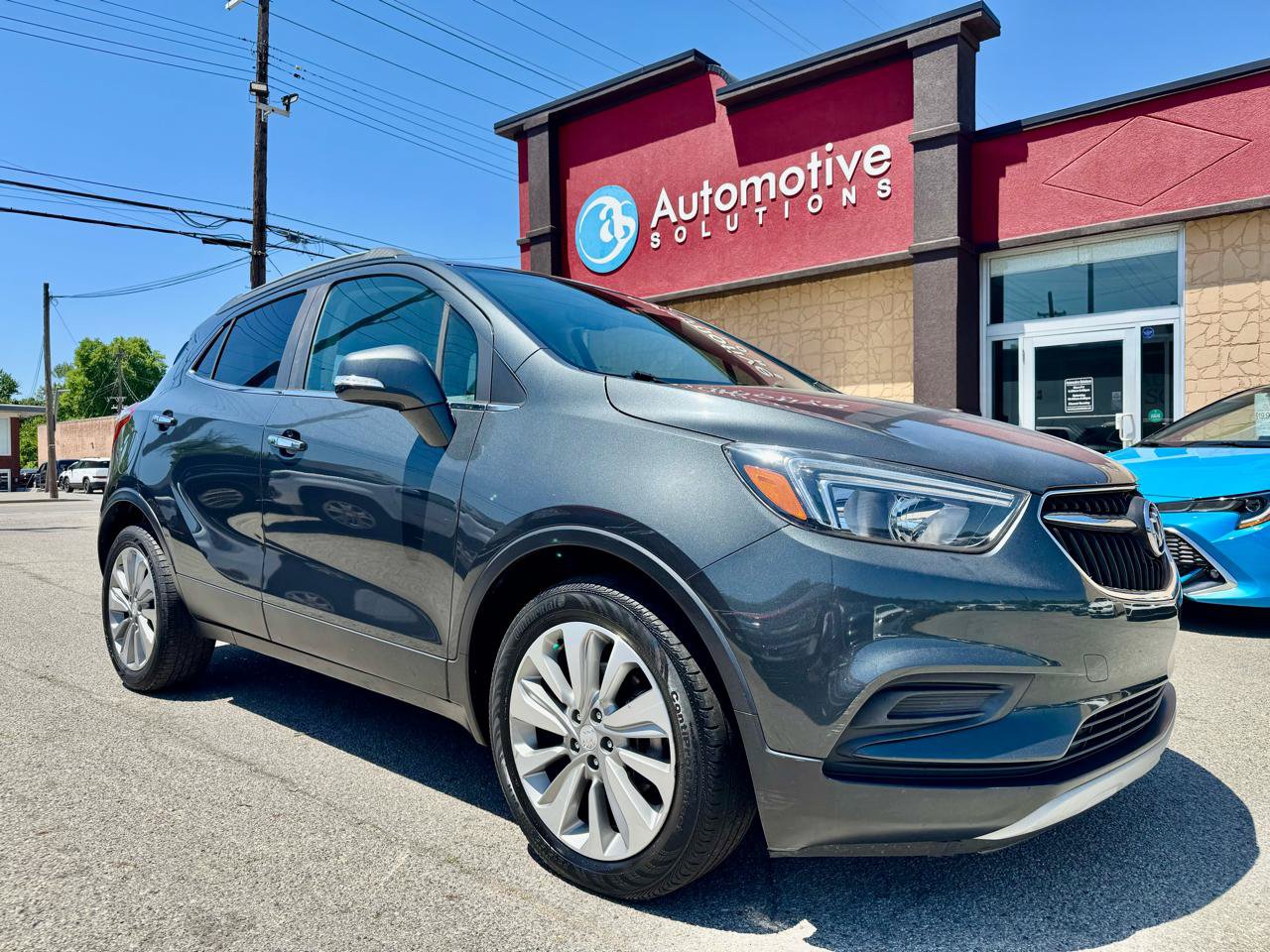 Used 2018 Buick Encore Preferred FWD image 2