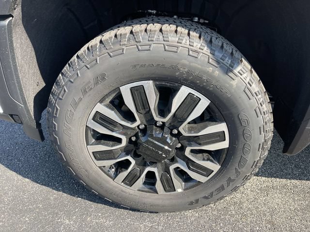 New 2026 GMC Sierra 3500 Denali Ultimate AWD/4WD image 10