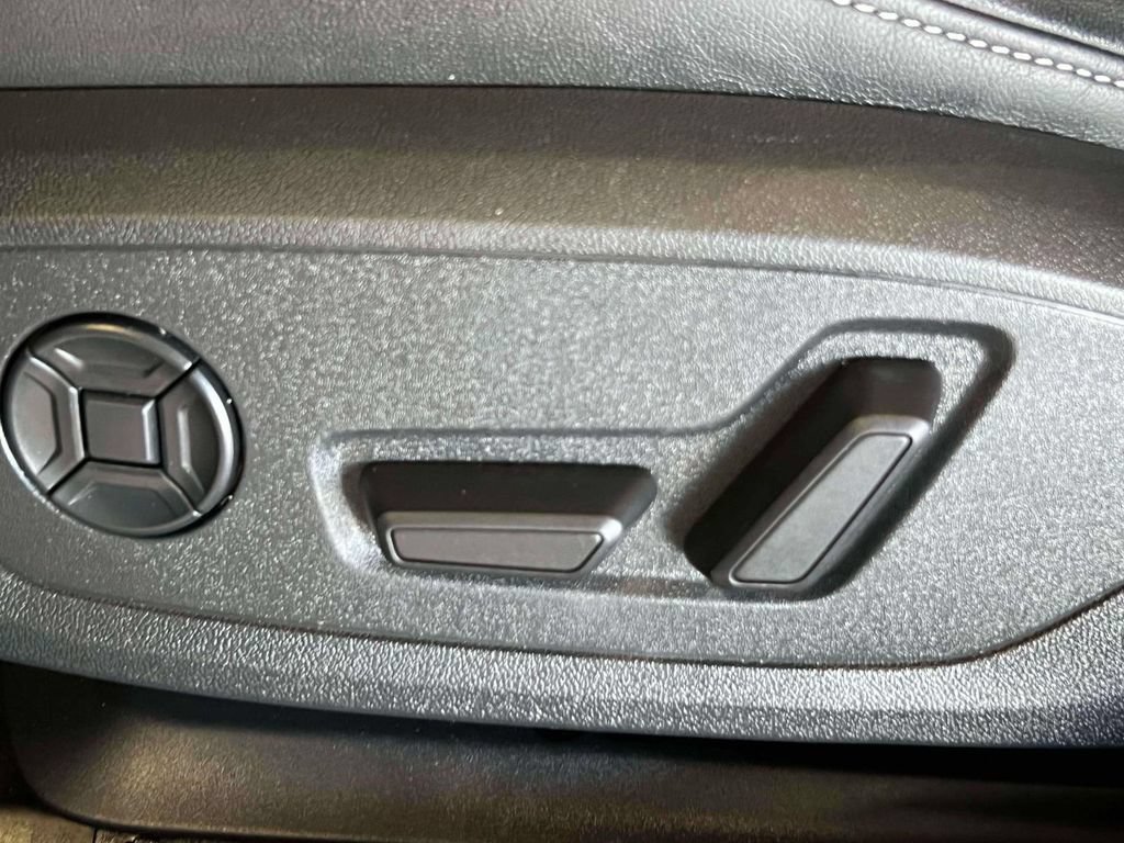 Used 2023 Audi A3 2.0T Premium Plus w/ Premium Plus Package AWD/4WD image 17