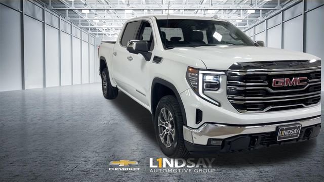 Used 2026 GMC Sierra 1500 SLT AWD/4WD image 4