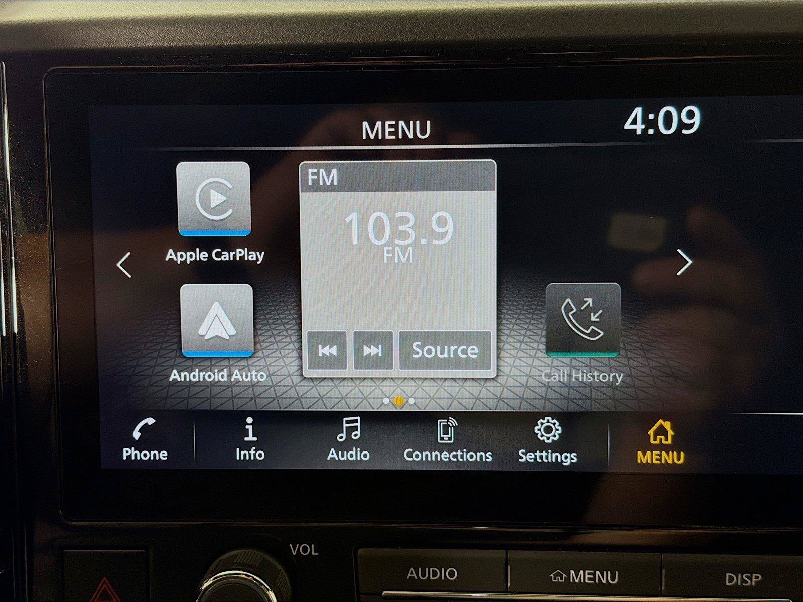 Used 2025 Nissan Frontier PRO-4X w/ Tow Package AWD/4WD image 19