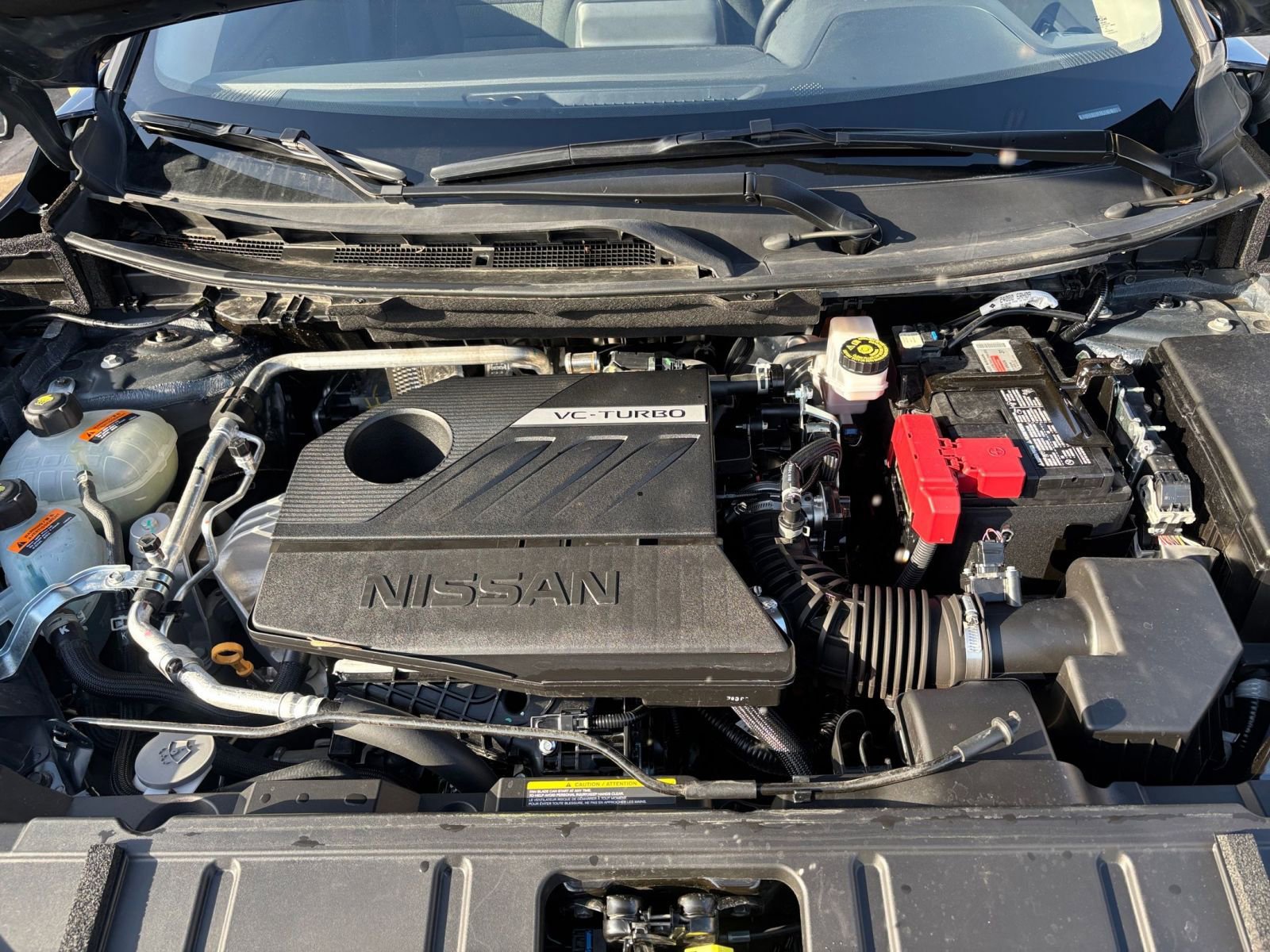 Used 2025 Nissan Rogue SV FWD image 34