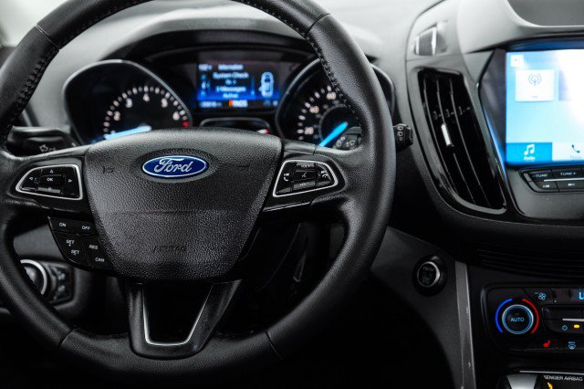 Used 2019 Ford Escape SEL AWD/4WD image 16