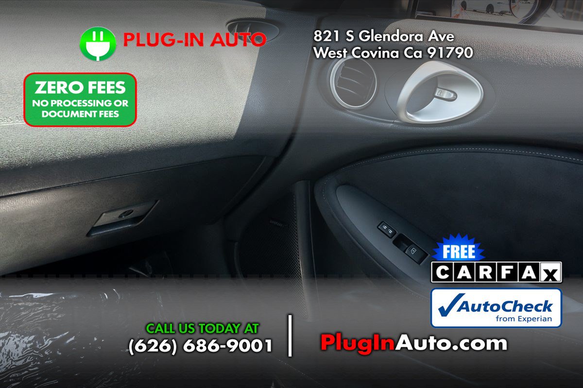Used 2009 Nissan 370Z Touring RWD image 13