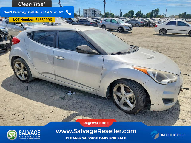 Used 2015 Hyundai Veloster FWD image 5
