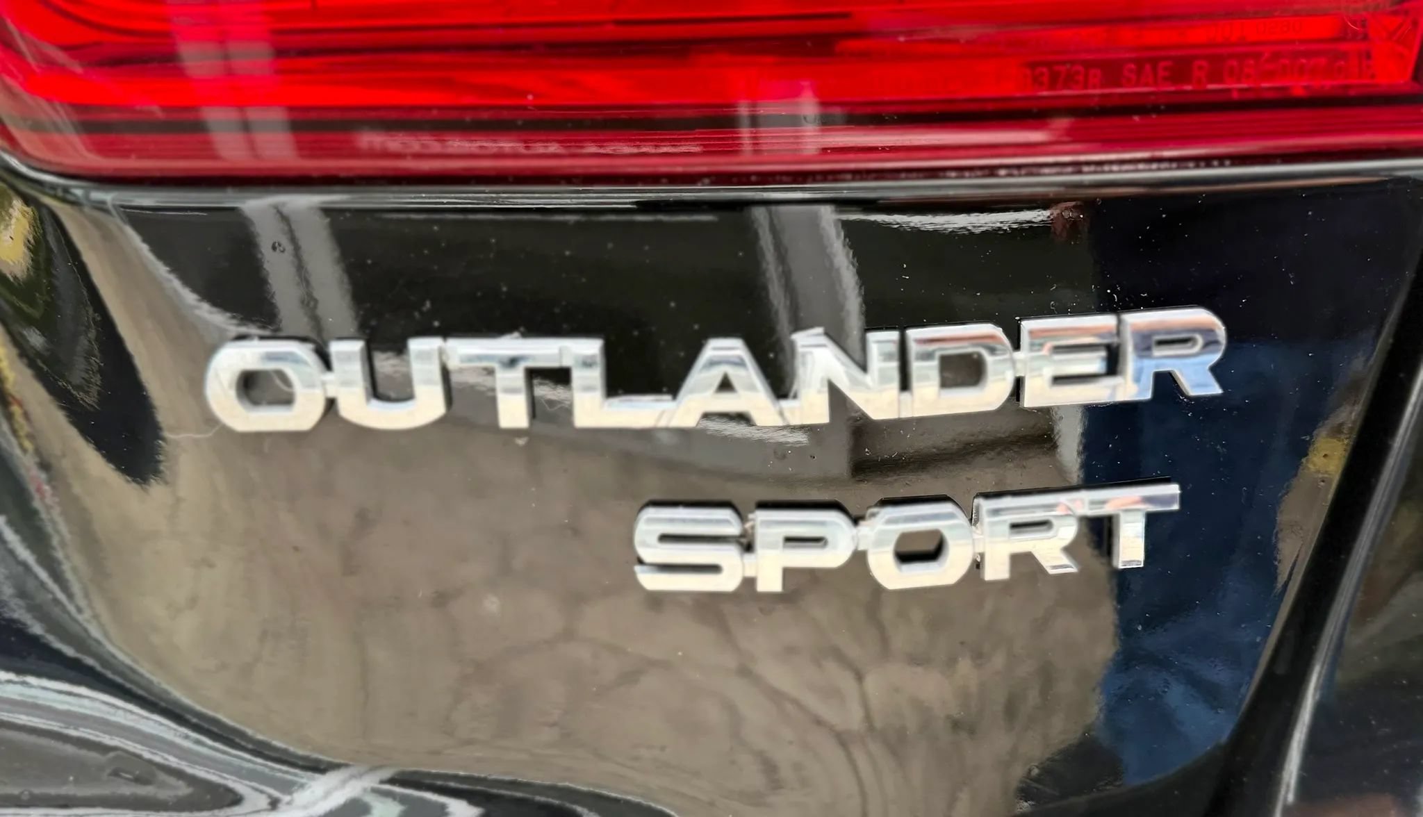 Used 2018 Mitsubishi Outlander Sport ES FWD image 38