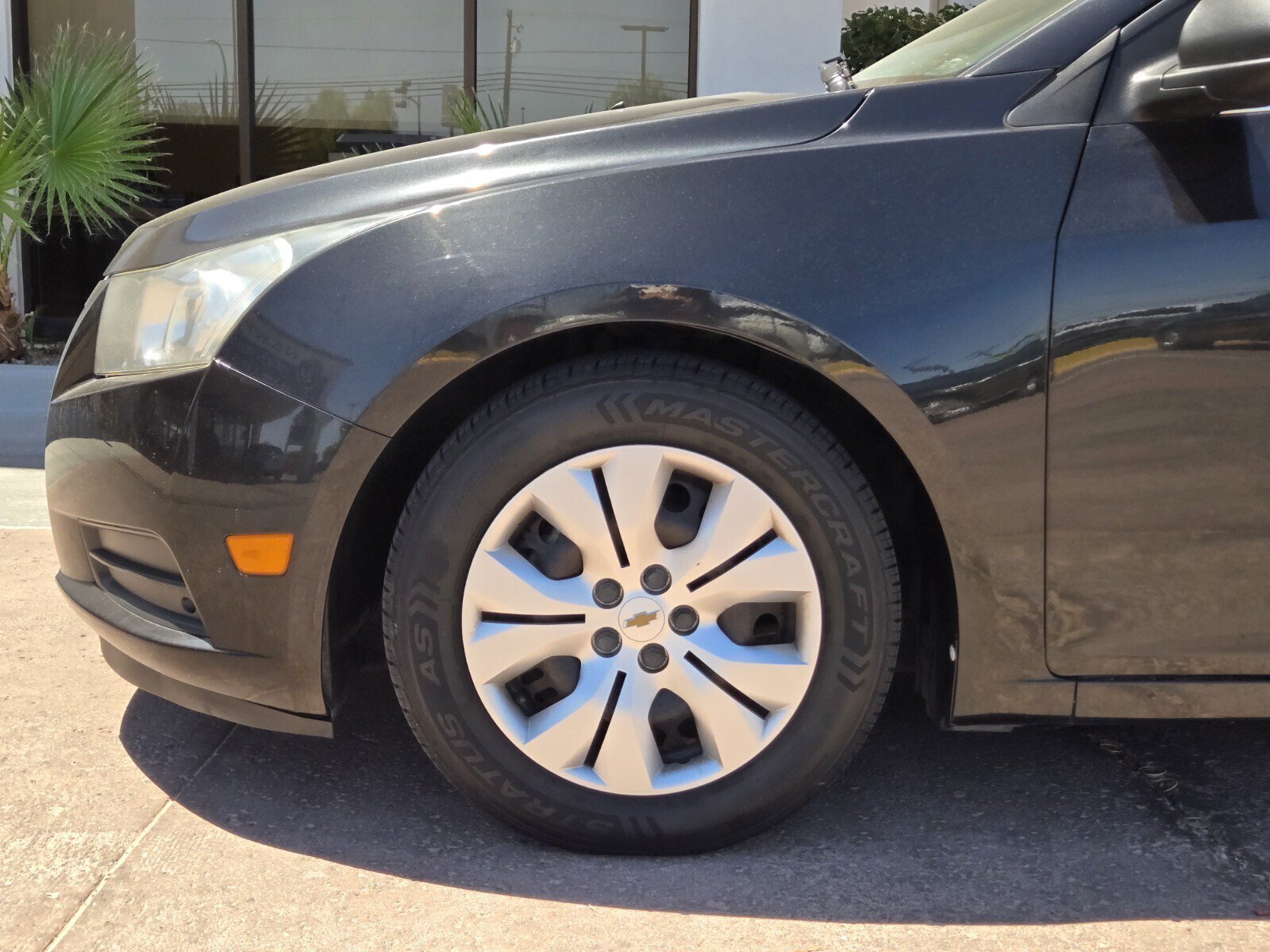 Used 2012 Chevrolet Cruze LS w/ Connectivity Package FWD image 5