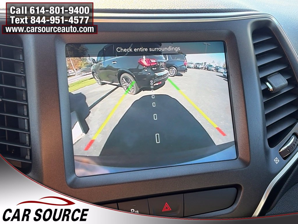 Used 2020 Jeep Cherokee Trailhawk w/ Cold Weather Group AWD/4WD image 20